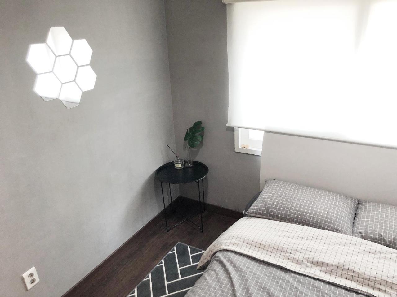 Hello Guesthouse Пусан Экстерьер фото