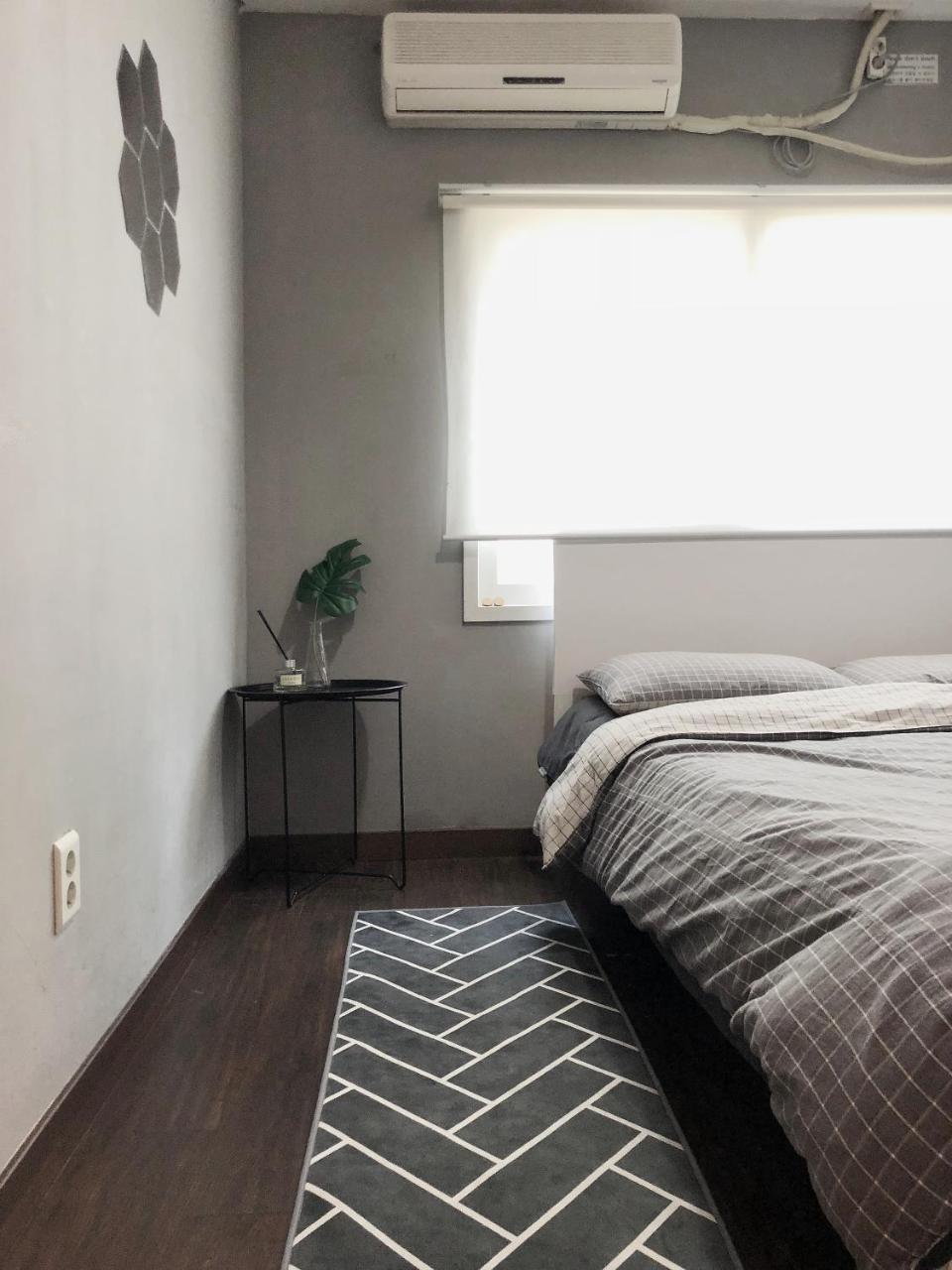 Hello Guesthouse Пусан Экстерьер фото